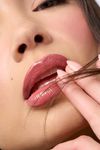 Lip plumper check 👀: Photo 3 of 3